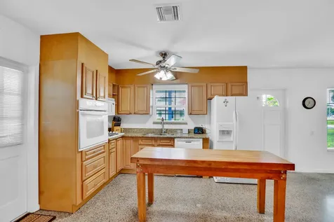 1425 20th Avenue Vero Beach FL 32960
