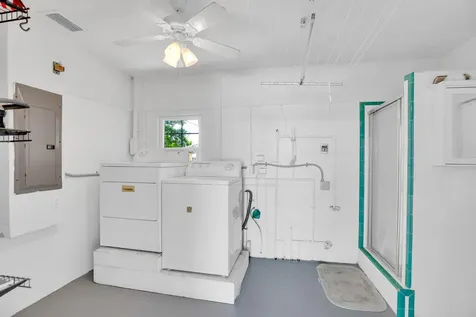 1425 20th Avenue Vero Beach FL 32960