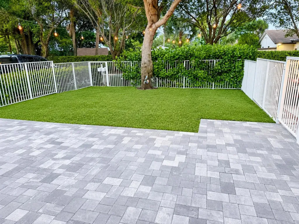 1539 Fenton Drive Delray Beach FL 33445