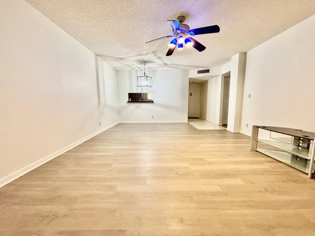 5340 Las Verdes Circle Delray Beach FL 33484