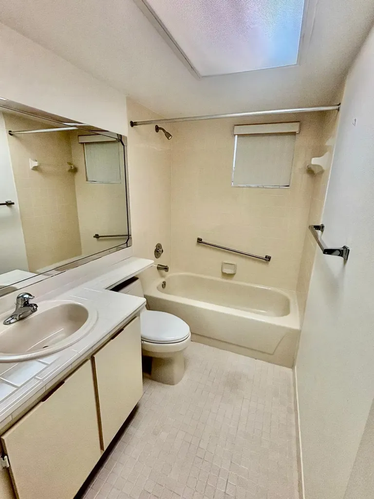 5340 Las Verdes Circle Delray Beach FL 33484