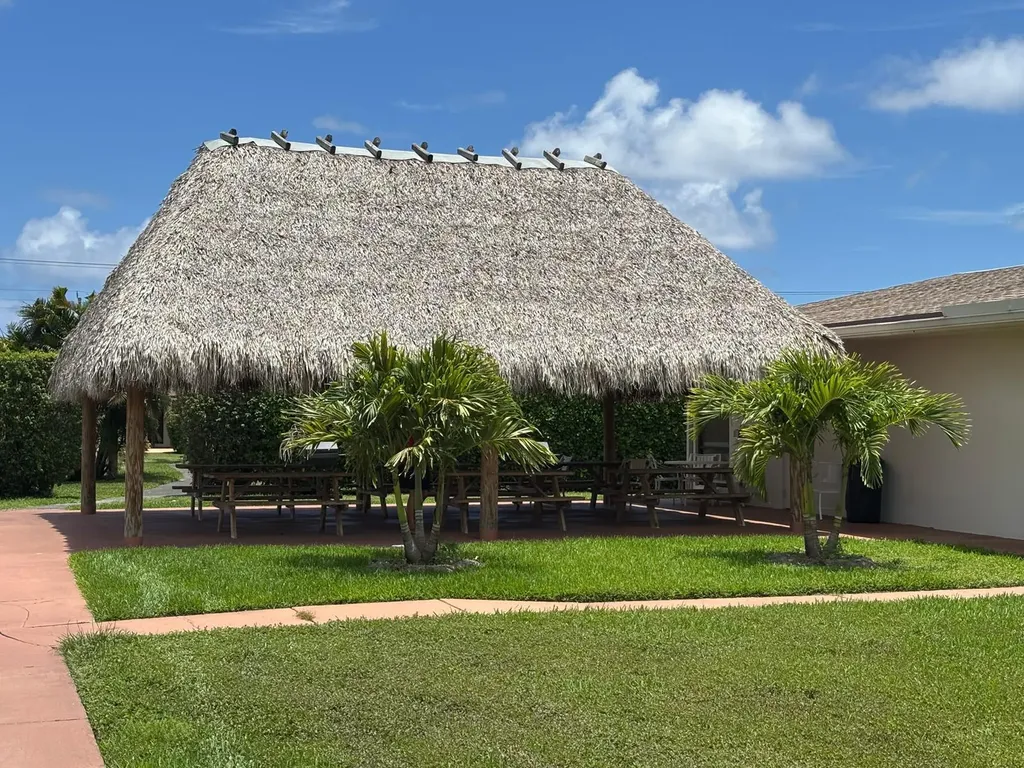 5340 Las Verdes Circle Delray Beach FL 33484