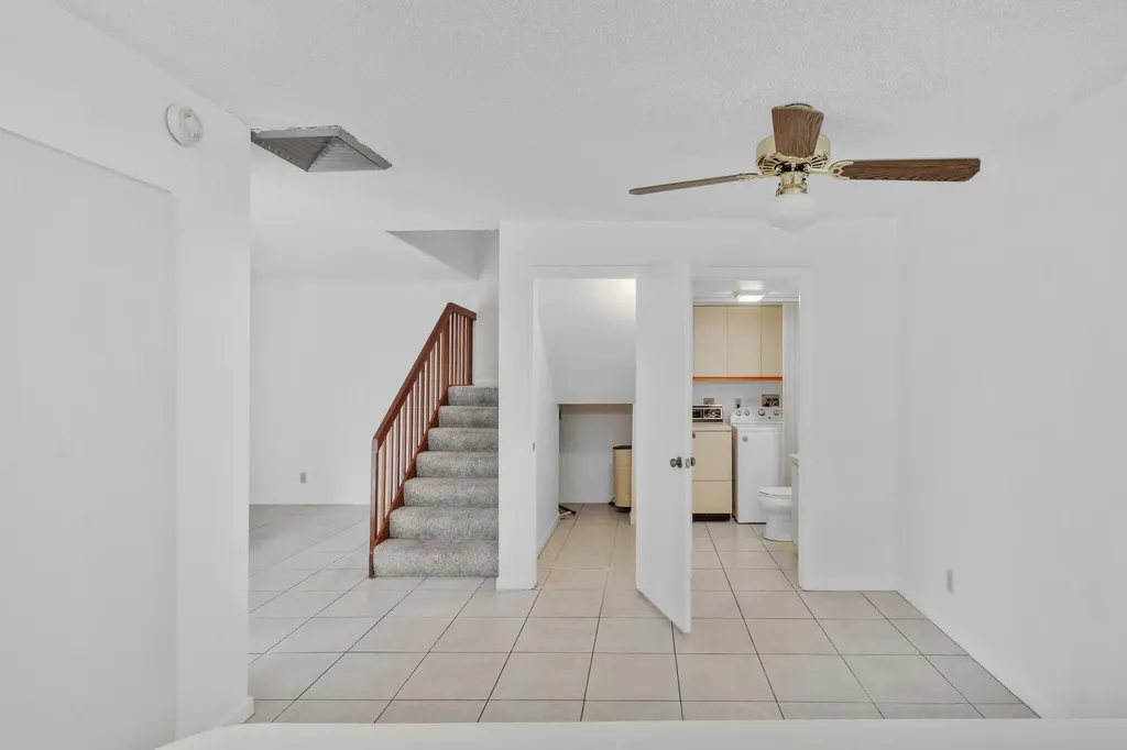713 NW 99th Circle Plantation FL 33324