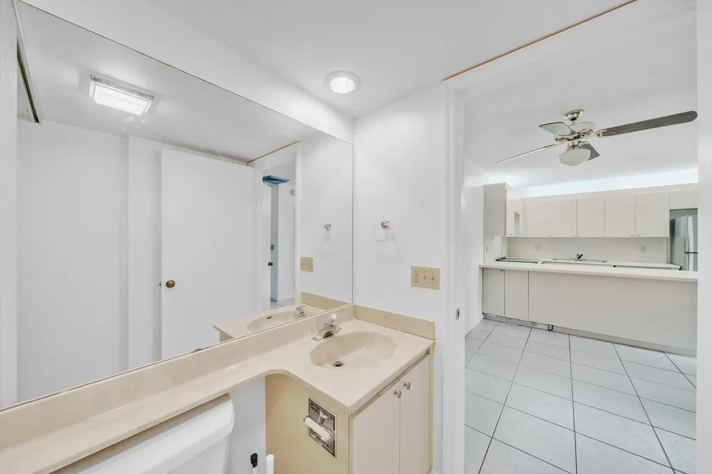 713 NW 99th Circle Plantation FL 33324
