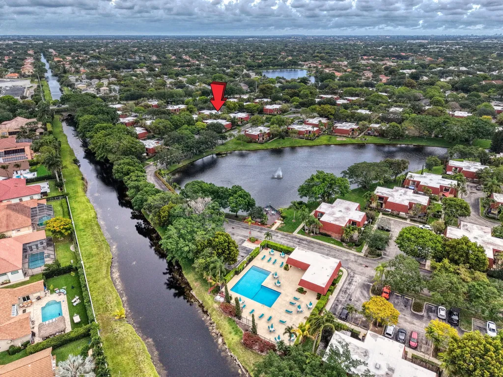 713 NW 99th Circle Plantation FL 33324