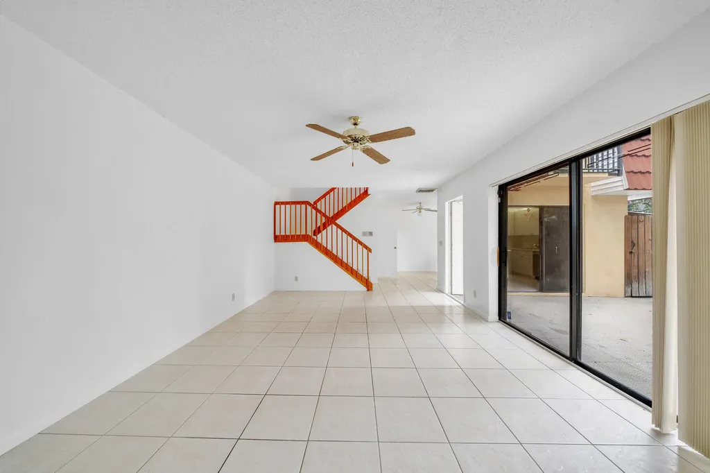 713 NW 99th Circle Plantation FL 33324