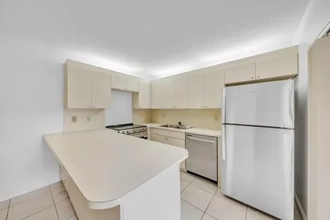 713 NW 99th Circle Plantation FL 33324