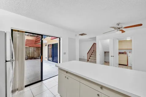 713 NW 99th Circle Plantation FL 33324