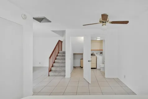 713 NW 99th Circle Plantation FL 33324