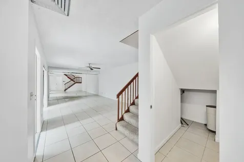 713 NW 99th Circle Plantation FL 33324