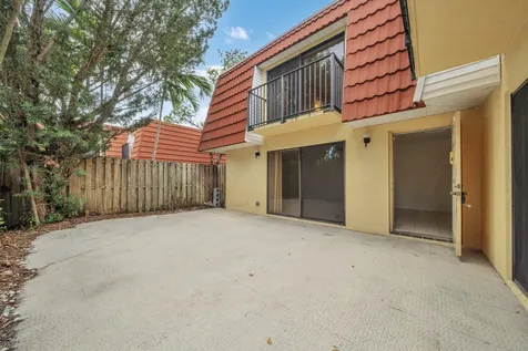 713 NW 99th Circle Plantation FL 33324