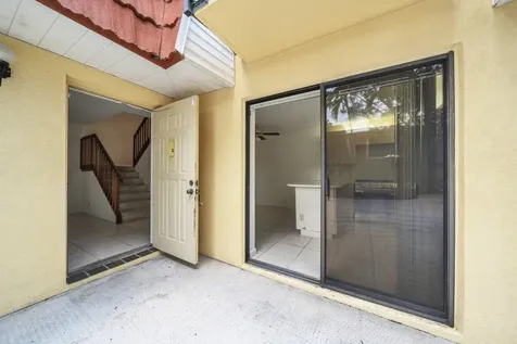 713 NW 99th Circle Plantation FL 33324