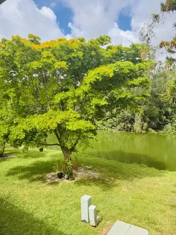 16 Windsor A West Palm Beach FL 33417
