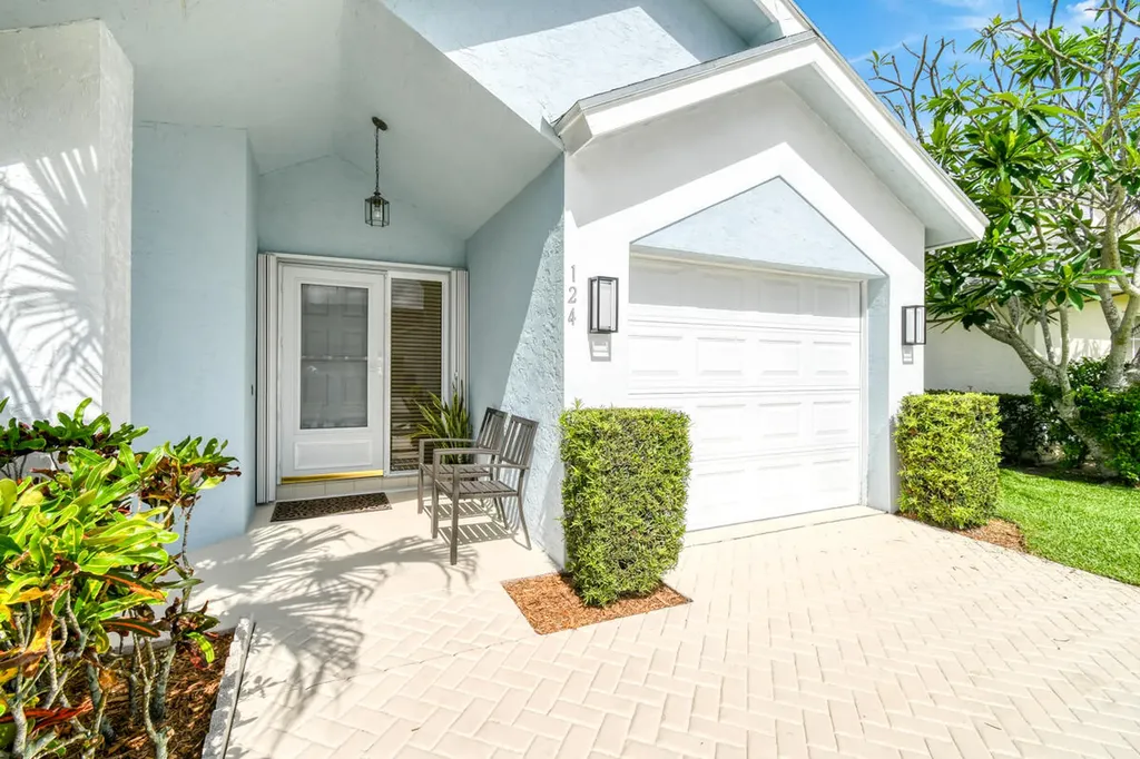 124 Adobe Circle Jupiter FL 33458