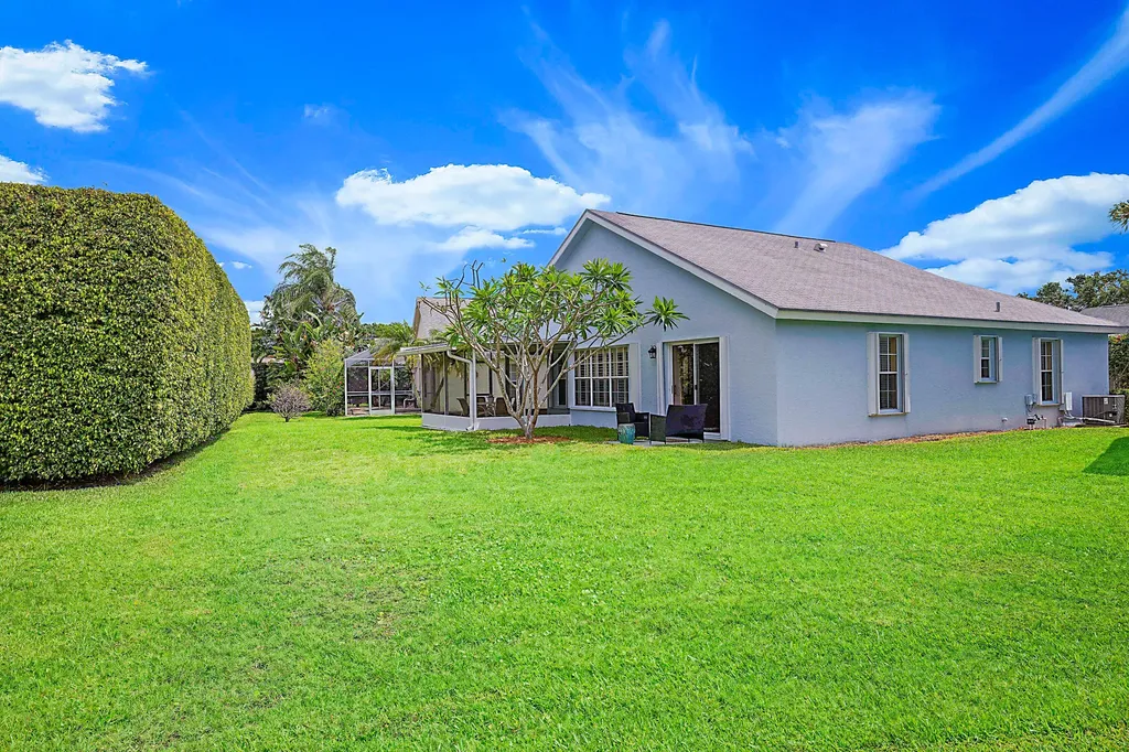 124 Adobe Circle Jupiter FL 33458