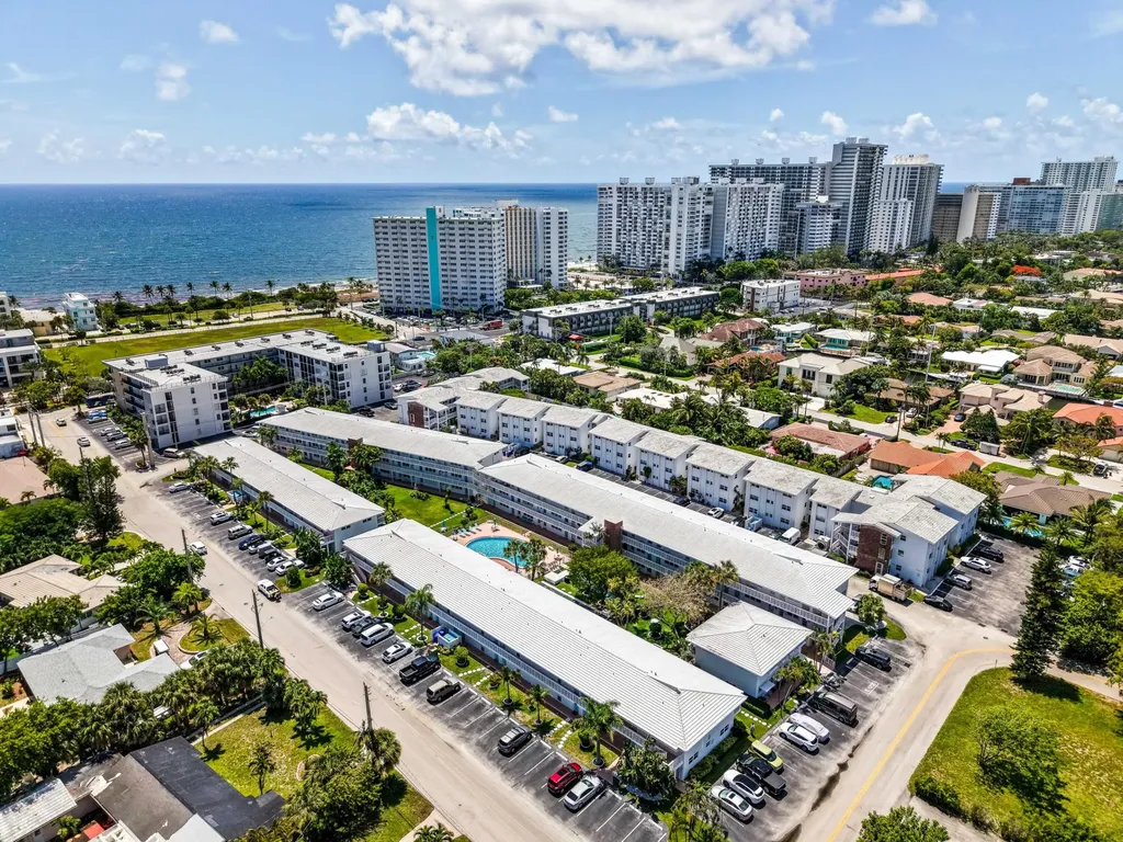 228 Hibiscus Avenue Lauderdale By The Sea FL 33308