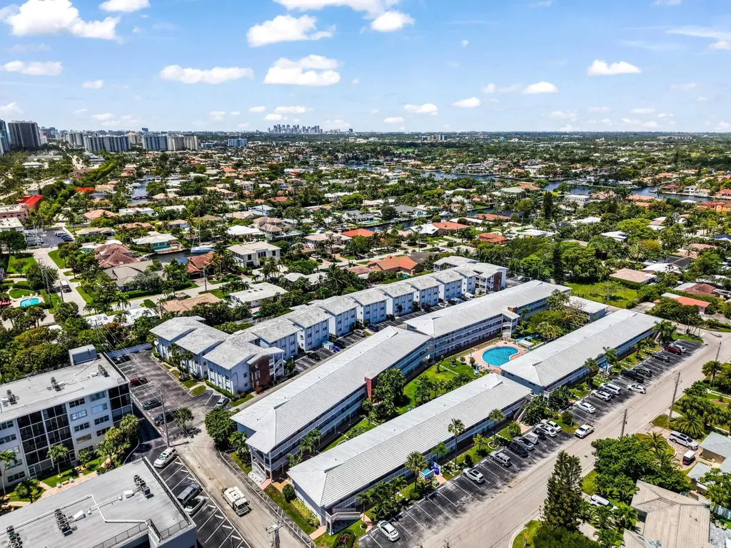 228 Hibiscus Avenue Lauderdale By The Sea FL 33308