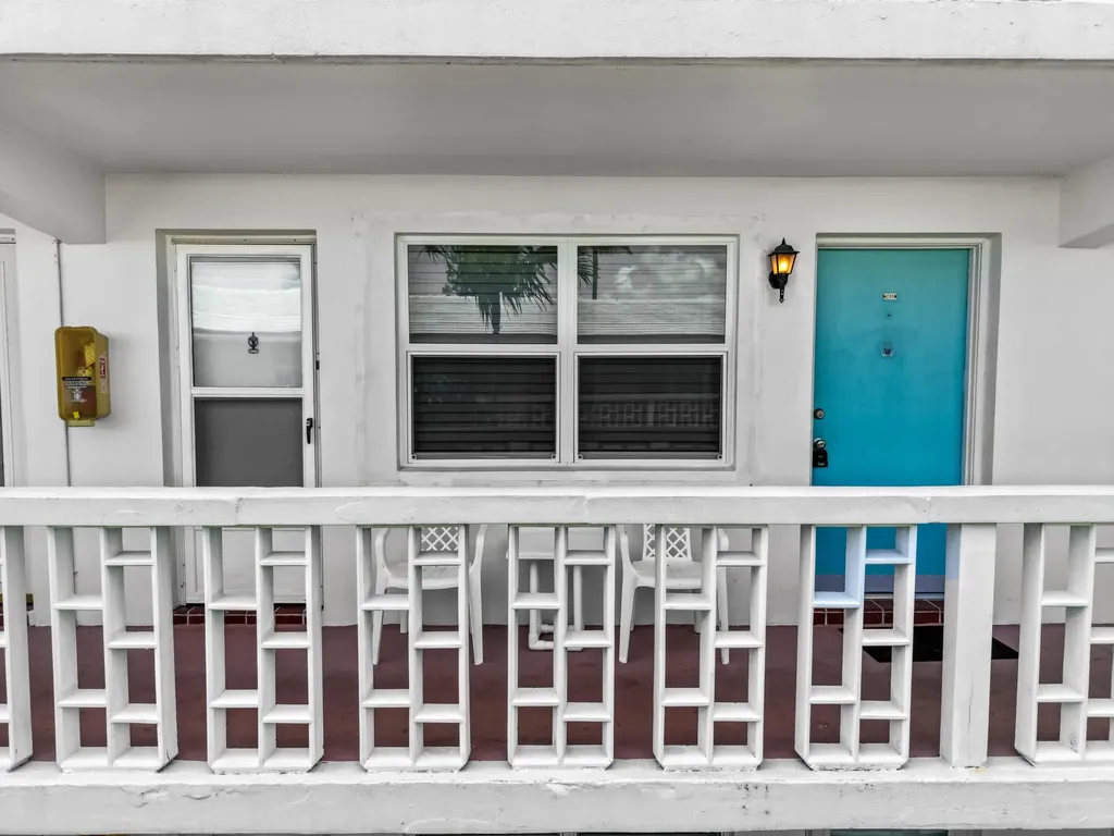 228 Hibiscus Avenue Lauderdale By The Sea FL 33308