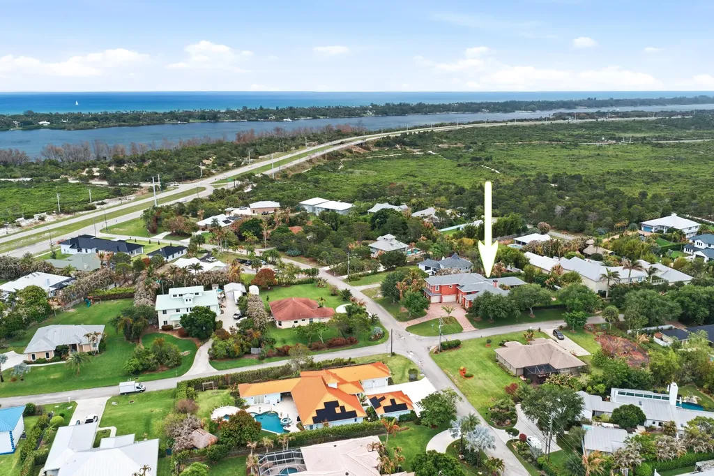 9742 SE Highborne Way Hobe Sound FL 33455