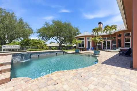 9742 SE Highborne Way Hobe Sound FL 33455