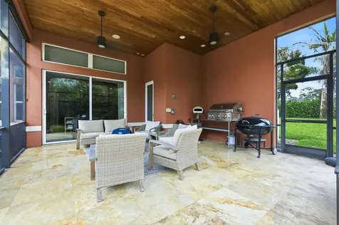 9742 SE Highborne Way Hobe Sound FL 33455