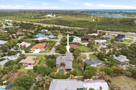 9742 SE Highborne Way Hobe Sound FL 33455