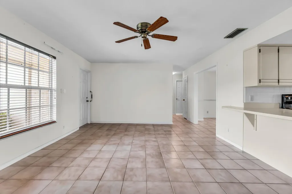121 W Cypress Road Greenacres FL 33467