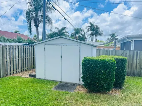 121 W Cypress Road Greenacres FL 33467