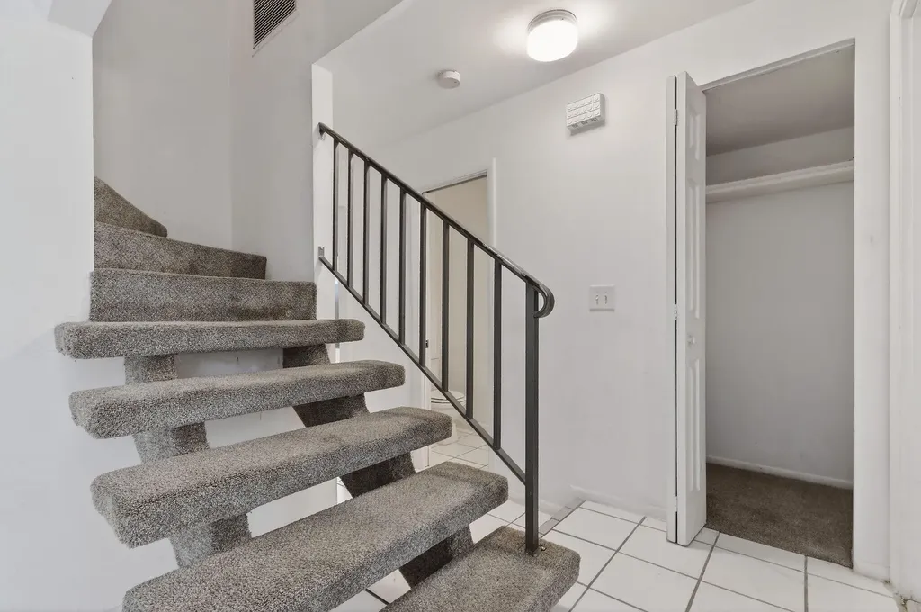3502 Gardens E Drive Palm Beach Gardens FL 33410