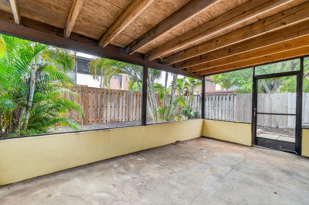 3502 Gardens E Drive Palm Beach Gardens FL 33410