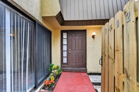 3502 Gardens E Drive Palm Beach Gardens FL 33410