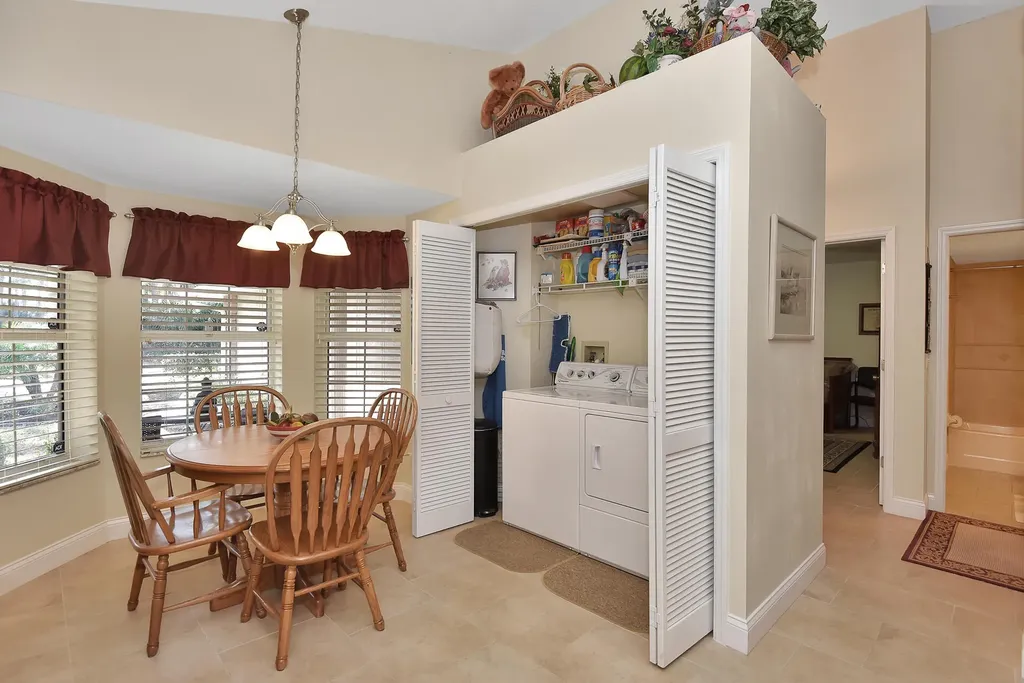 234 Braeburn Circle Daytona Beach FL 32114
