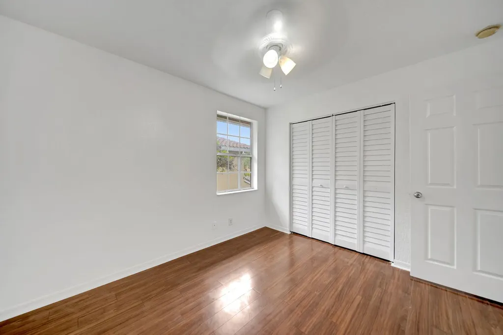 3970 NW 90th Way Sunrise FL 33351