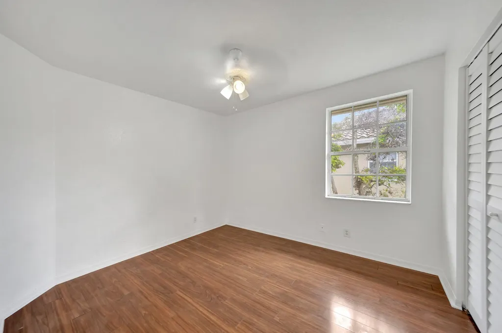 3970 NW 90th Way Sunrise FL 33351