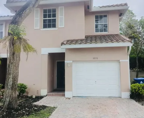 3970 NW 90th Way Sunrise FL 33351