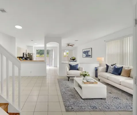3970 NW 90th Way Sunrise FL 33351