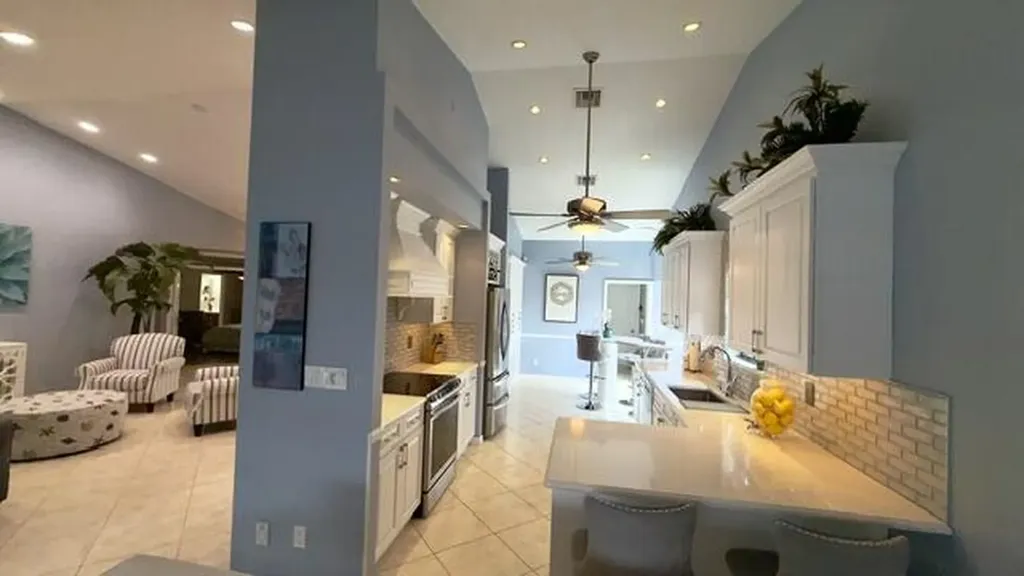 425 Deer Creek Path E Deerfield Beach FL 33442