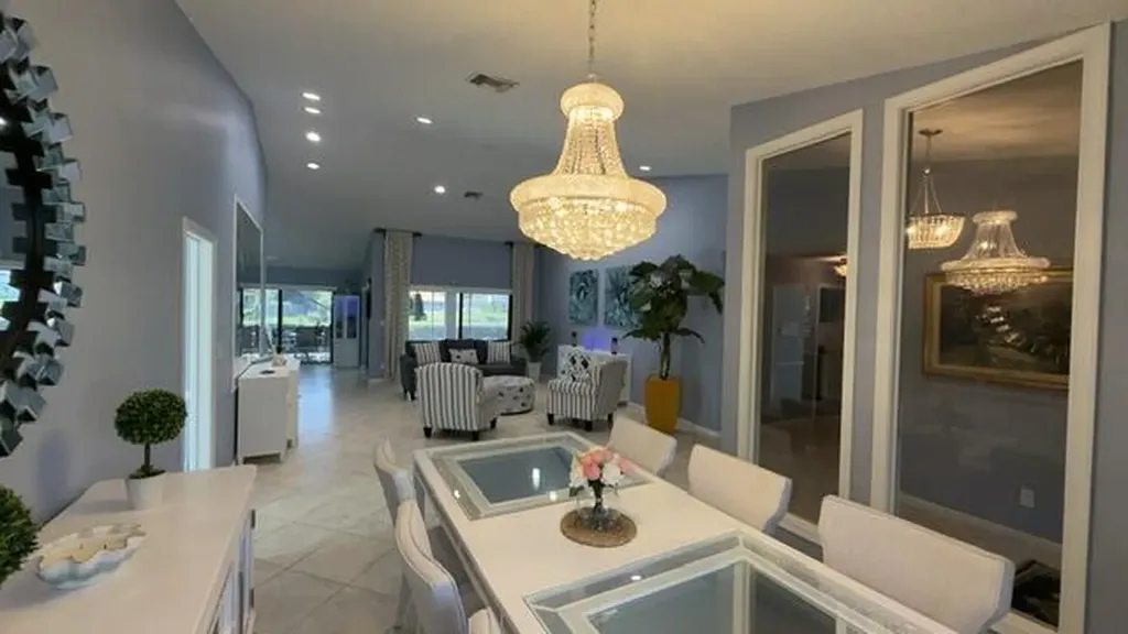 425 Deer Creek Path E Deerfield Beach FL 33442