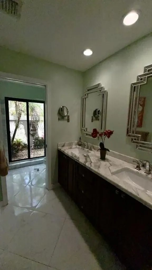 425 Deer Creek Path E Deerfield Beach FL 33442