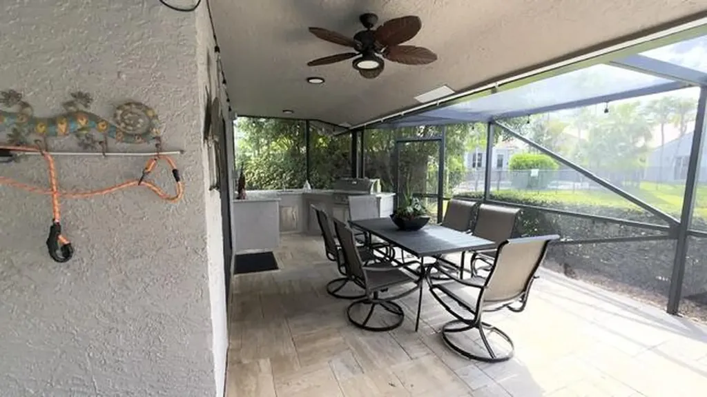 425 Deer Creek Path E Deerfield Beach FL 33442
