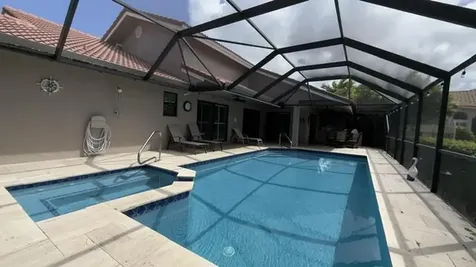 425 Deer Creek Path E Deerfield Beach FL 33442
