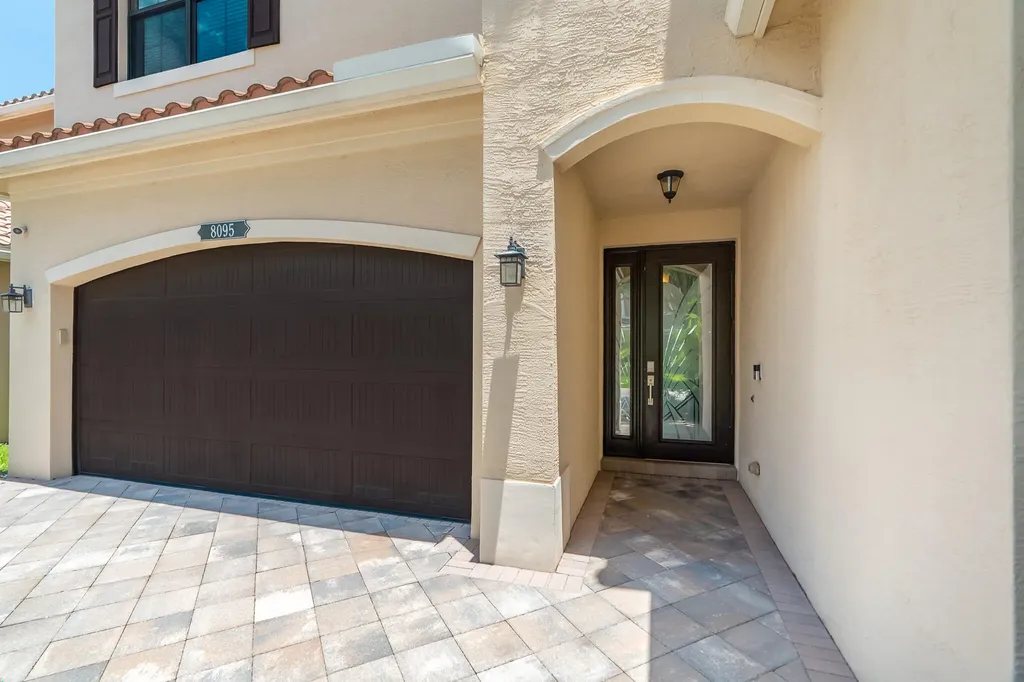 8095 Baltic Amber Delray Beach FL 33446