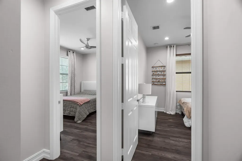 8095 Baltic Amber Delray Beach FL 33446