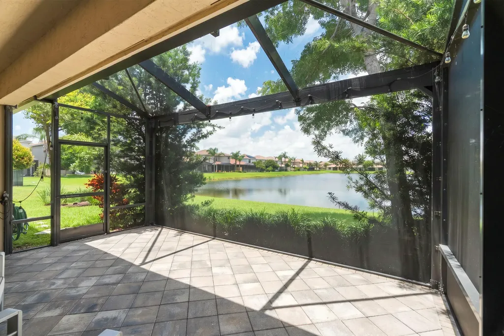 8095 Baltic Amber Delray Beach FL 33446