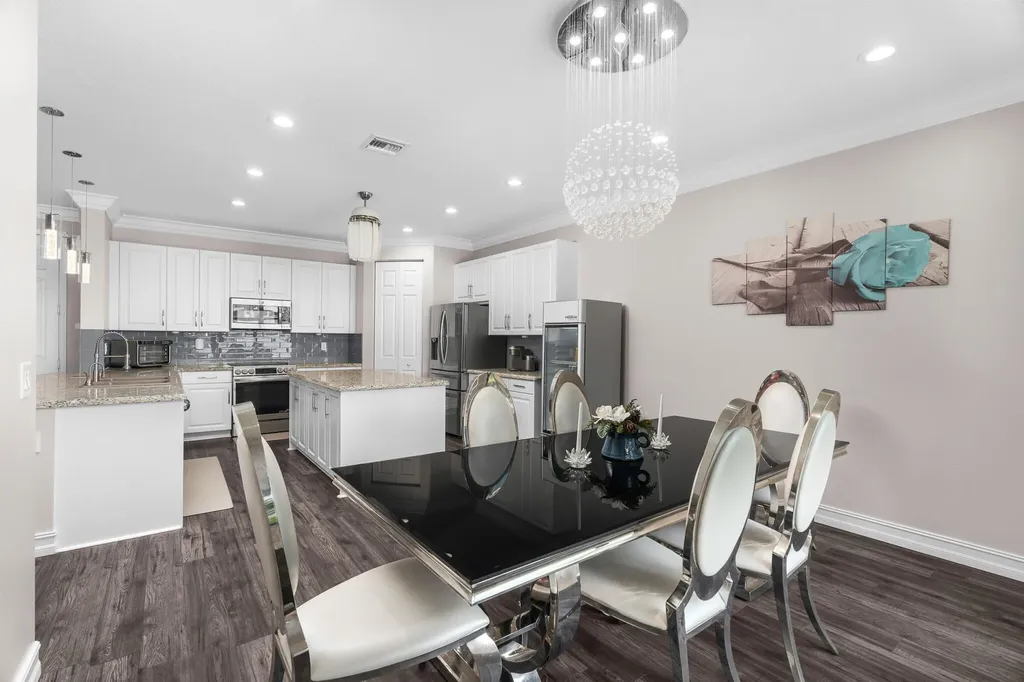 8095 Baltic Amber Delray Beach FL 33446