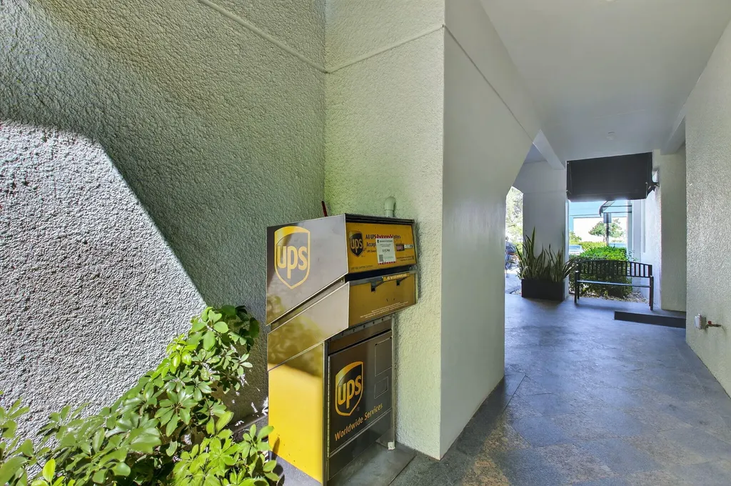 2799 NW 2nd Avenue Boca Raton FL