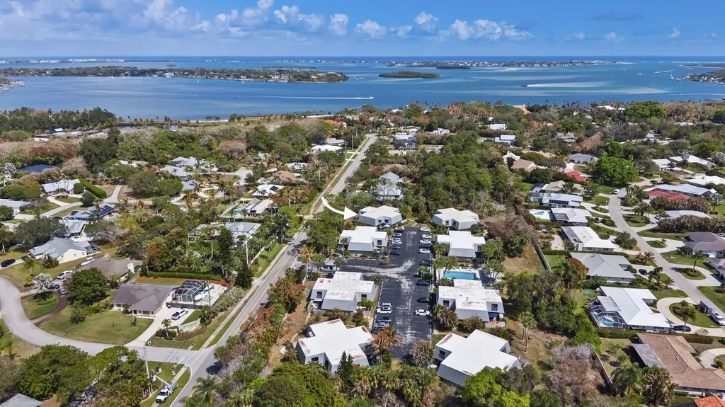 3852 Jefferson Street Stuart FL 34997
