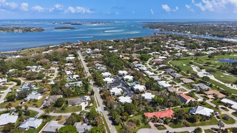 3852 Jefferson Street Stuart FL 34997