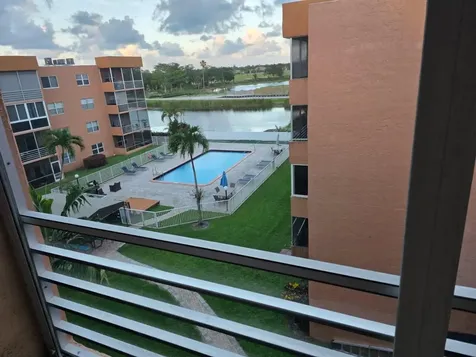 3048 E Sunrise Lakes Drive E Sunrise FL 33322