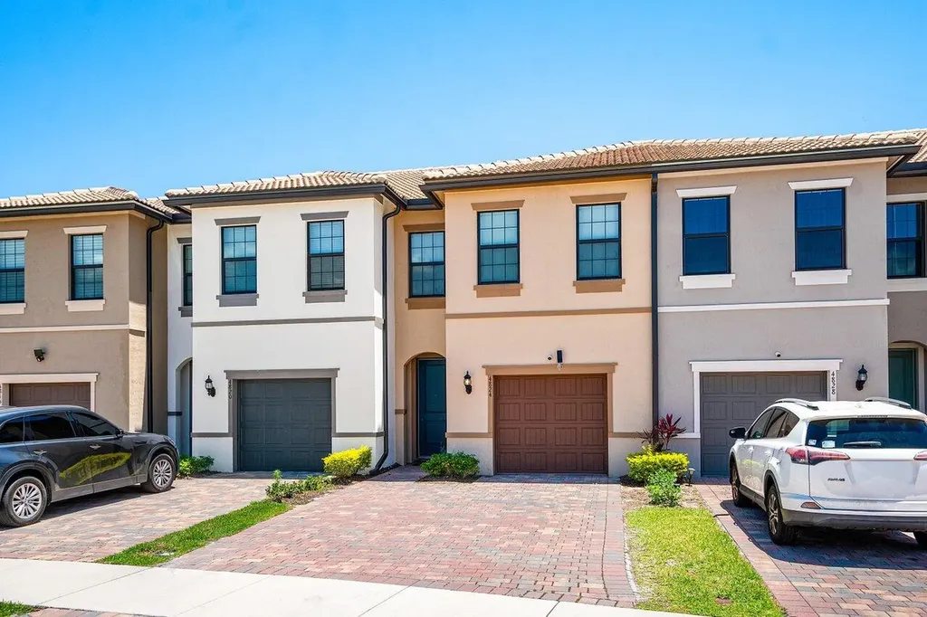 4824 Chantilly Road Lake Worth FL 33467